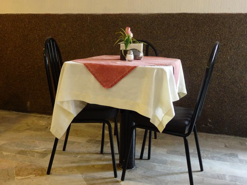 Hotel Flamingo Kristal Irapuato Εξωτερικό φωτογραφία
