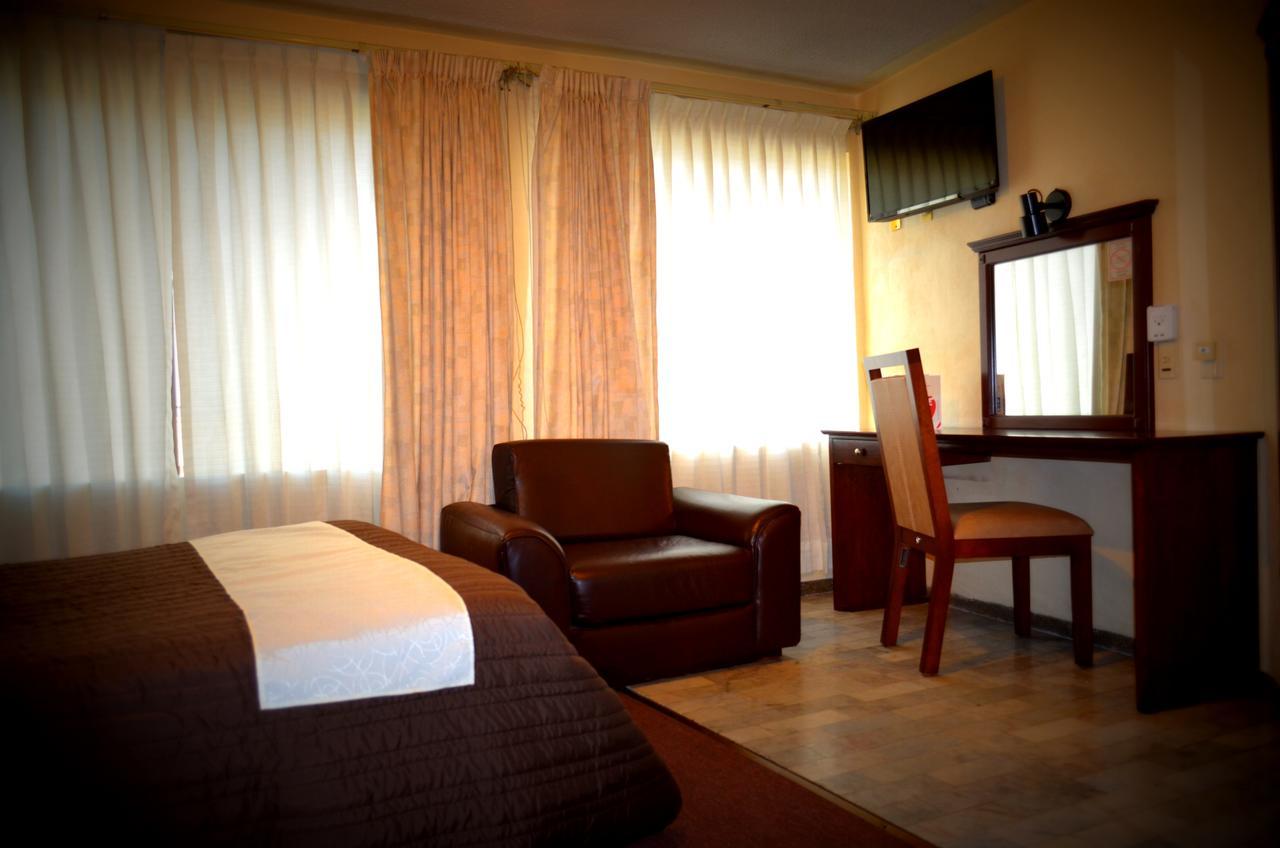 Hotel Flamingo Kristal Irapuato Εξωτερικό φωτογραφία