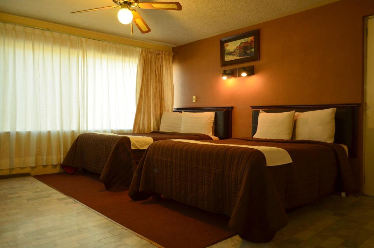 Hotel Flamingo Kristal Irapuato Εξωτερικό φωτογραφία